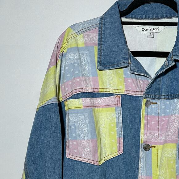 True Vintage 80’s Davi & Dani Patchwork Bandana  Jean Jacket Women’s Size S - Picture 3 of 13